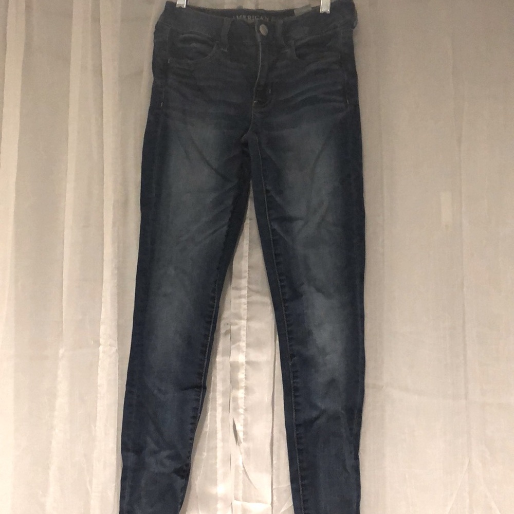 Never worn American Eagle blue jeans